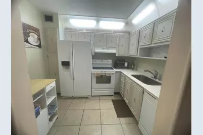 2821 Somerset Drive #118, Lauderdale Lakes, FL 33311 - Photo 1