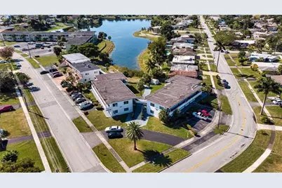 1251 W River Drive #Unit 4, Margate, FL 33063 - Photo 4