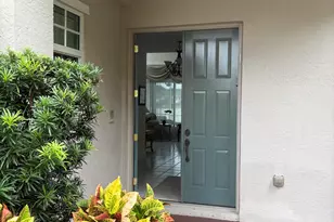 927 Augusta Pointe Dr, Palm Beach Gardens, FL 33418 - Photo 2