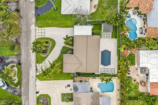 2751 NE 53rd St, Lighthouse Point, FL 33064 - Photo 58