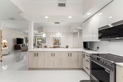 17541 Ashbourne Lane #A, Boca Raton, FL 33496 - Photo 4