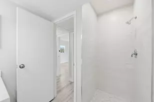 284 Flanders F, Delray Beach, FL 33484 - Photo 28