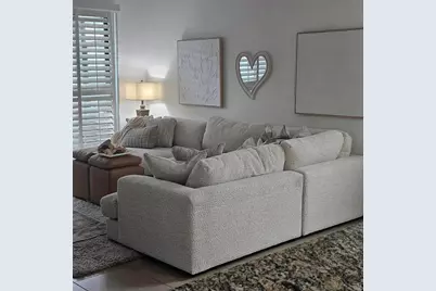 232 SE Via Visconti, Port Saint Lucie, FL 34952 - Photo 2