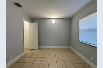 4819 Arjaro Drive, West Palm Beach, FL 33407 - Photo 10