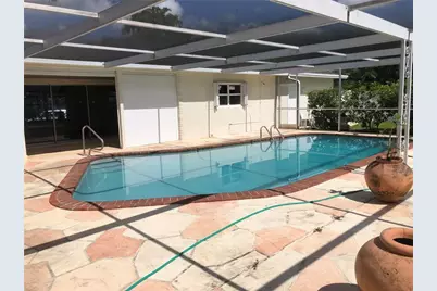 321 E Chaminade Drive, Hollywood, FL 33021 - Photo 4