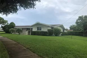 321 E Chaminade Dr, Hollywood, FL 33021 - Photo 2