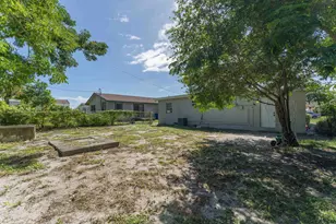 1340 W 33rd St, Riviera Beach, FL 33404 - Photo 16