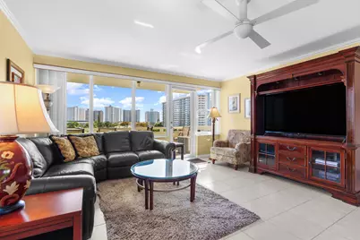 3200 NE 26th Street #609, Fort Lauderdale, FL 33305 - Photo 10