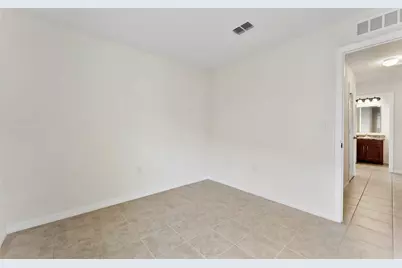 5330 NW Pine Trail Circle, Port Saint Lucie, FL 34983 - Photo 16