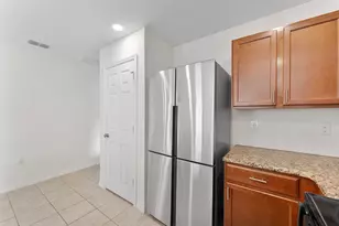 5330 NW Pine Trail Cir, Port Saint Lucie, FL 34983 - Photo 8
