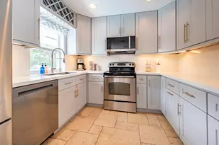 5930 NE 21st Ln, Fort Lauderdale, FL 33308 - Photo 8