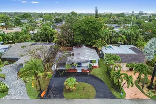 1727 NE 37th St, Oakland Park, FL 33334 - Photo 30