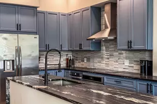 246 Barbados Dr, Jupiter, FL 33458 - Photo 2