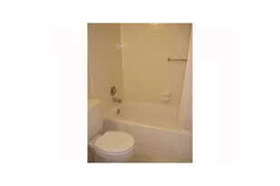 8433 Forest Hills Dr, Coral Springs, FL 33065 - Photo 14