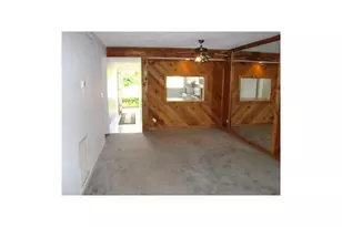 8433 Forest Hills Dr, Coral Springs, FL 33065 - Photo 6