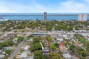633 55th St, West Palm Beach, FL 33407 - Photo 22