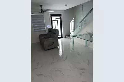 219 NE 159th Street, Miami, FL 33162 - Photo 4