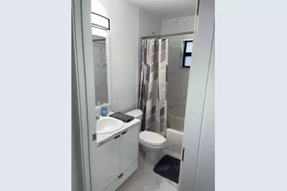 219 NE 159th Street, Miami, FL 33162 - Photo 12
