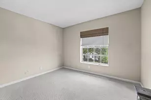 2211 NE 67th St, Fort Lauderdale, FL 33308 - Photo 16