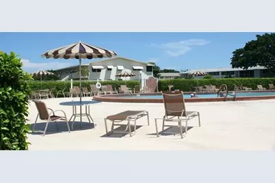 277 Chatham N, West Palm Beach, FL 33417 - Photo 22