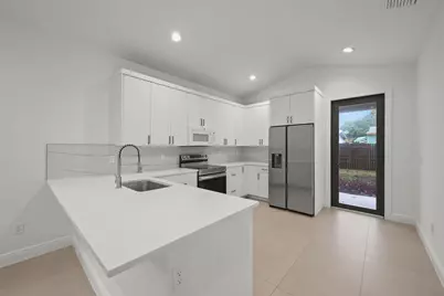 633 55th Street, West Palm Beach, FL 33407 - Photo 8