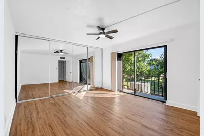 198 Lake Arbor Drive, Palm Springs, FL 33461 - Photo 30