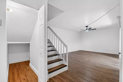 198 Lake Arbor Drive, Palm Springs, FL 33461 - Photo 20