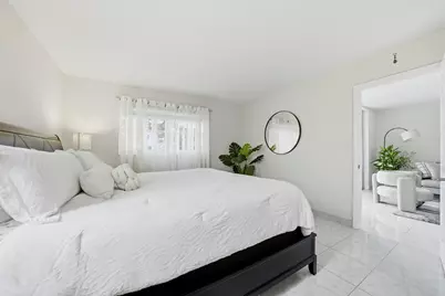 2900 Sunrise Lakes Drive W #201, Sunrise, FL 33322 - Photo 14