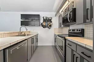 2007 20th Ln, Greenacres, FL 33463 - Photo 12