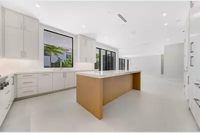 1550 Ponce De Leon Drive, Fort Lauderdale, FL 33316 - Photo 14