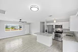 651 SE Port St Lucie Blvd, Port Saint Lucie, FL 34984 - Photo 12