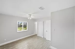 651 SE Port St Lucie Blvd, Port Saint Lucie, FL 34984 - Photo 22