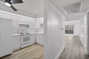 900 SW 142nd Ave, Pembroke Pines, FL 33027 - Photo 2