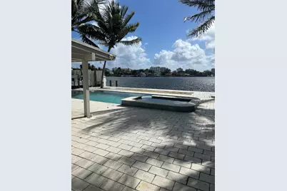 704 NE 20th Avenue, Fort Lauderdale, FL 33304 - Photo 4