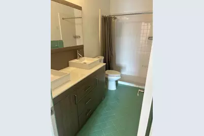 704 NE 20th Avenue, Fort Lauderdale, FL 33304 - Photo 14