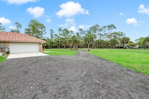 2559 Palm Deer Dr, Loxahatchee, FL 33470 - Photo 94