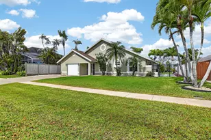 22591 Sawfish Terrace, Boca Raton, FL 33428 - Photo 2
