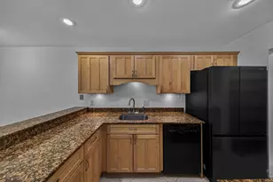 2907 NE 8th Terrace, Oakland Park, FL 33334 - Photo 28