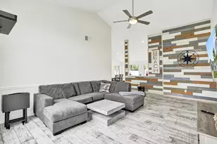 8467 Dynasty Dr, Boca Raton, FL 33433 - Photo 6