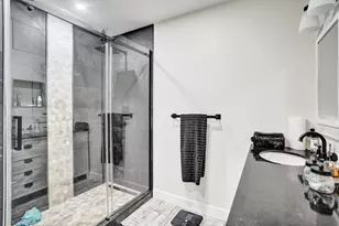 8467 Dynasty Dr, Boca Raton, FL 33433 - Photo 22