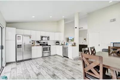 8467 Dynasty Drive, Boca Raton, FL 33433 - Photo 10