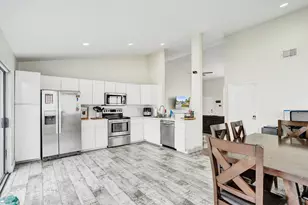 8467 Dynasty Dr, Boca Raton, FL 33433 - Photo 10