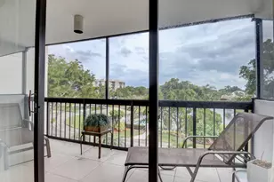 1542 Bridgewood Dr, Boca Raton, FL 33434 - Photo 20