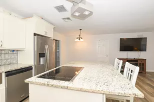 764 SE Evergreen Terrace, Port Saint Lucie, FL 34983 - Photo 10