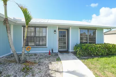764 SE Evergreen Terrace, Port Saint Lucie, FL 34983 - Photo 2
