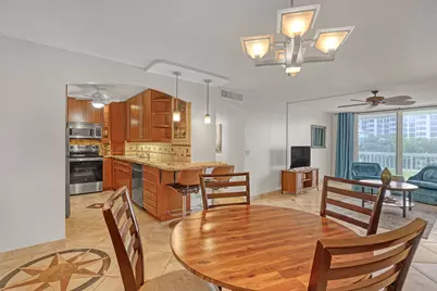 125 S Ocean Avenue #304, Palm Beach Shores, FL 33404 - Photo 6