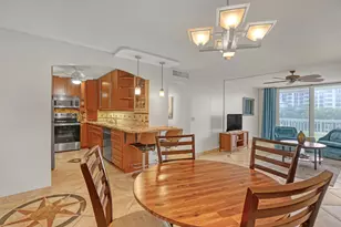 125 S Ocean Ave, Palm Beach Shores, FL 33404 - Photo 6