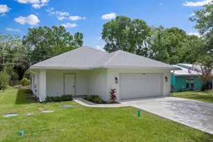 2376 28th Ave SW, Vero Beach, FL 32968 - Photo 1