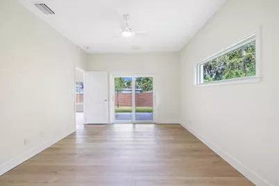 2376 28th Avenue SW, Vero Beach, FL 32968 - Photo 2