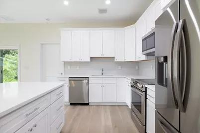 2376 28th Avenue SW, Vero Beach, FL 32968 - Photo 10